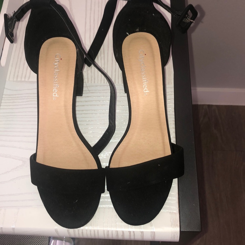 Black strappy heels